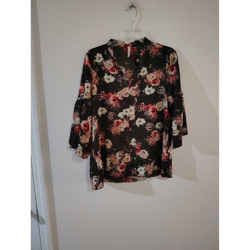 Orange Creek Dark Green Floral Bell Sleeve V-Neck Blouse Medium KT52311